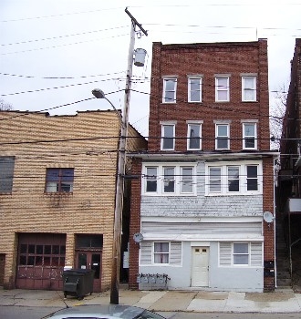 238 Merchant St in Ambridge, PA - Foto de edificio