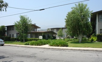 Park Place Apartments in Monrovia, CA - Building Photo