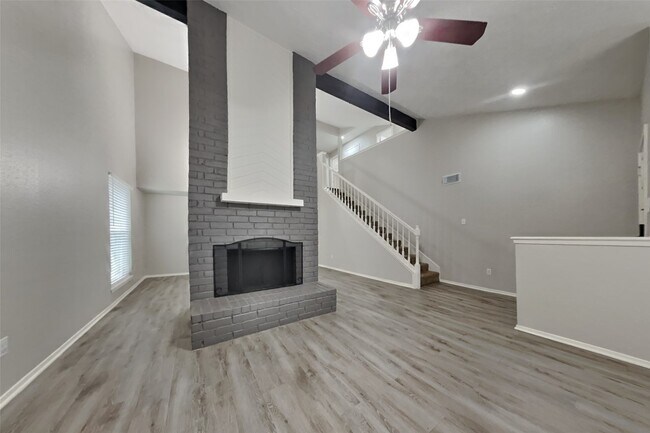 4810 Ingleside Ct in Spring, TX - Building Photo - Building Photo