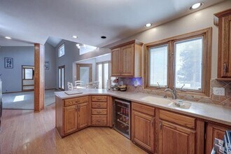 3408 Lake Shore Dr in Winfield, KS - Building Photo - Building Photo