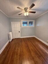 8240 S Evans Ave, Unit Apt 1 in Chicago, IL - Foto de edificio - Building Photo