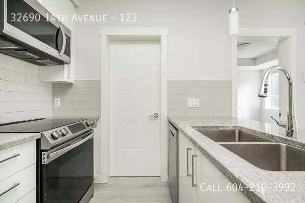 32690 14 Ave in Mission, BC - Building Photo - Building Photo