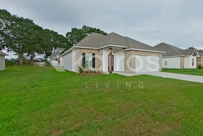 109 Rainfall Ln in Carencro, LA - Building Photo - Building Photo