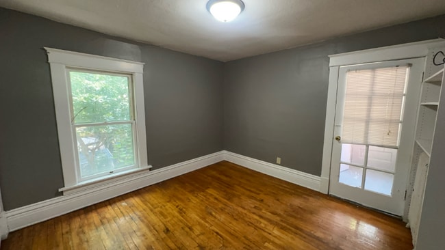 314 Locust St in Waterloo, IA - Foto de edificio - Building Photo