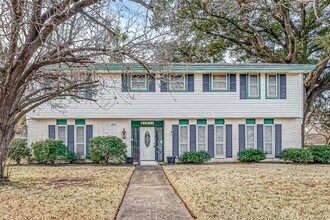 7811 Hornwood Dr in Houston, TX - Building Photo - Building Photo