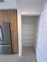 628 NE 26th St, Unit A2 in Miami, FL - Building Photo - Building Photo