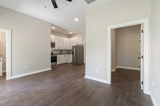 3503 S Chatfield Rd in Bauxite, AR - Building Photo - Building Photo