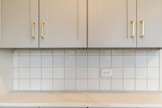 2103 Oriole Dr in Aliquippa, PA - Building Photo - Building Photo