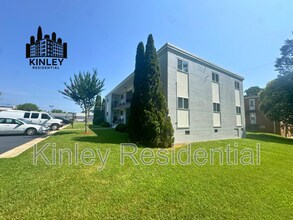 3647 Spangenberg Ave in Clemmons, NC - Building Photo - Building Photo