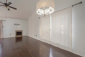 3758 Tanglewilde St in Houston, TX - Building Photo - Building Photo