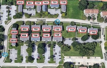 2620 Westwinds Dr in Iowa City, IA - Building Photo - Building Photo