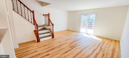14303 Beaker Ct in Burtonsville, MD - Building Photo - Building Photo
