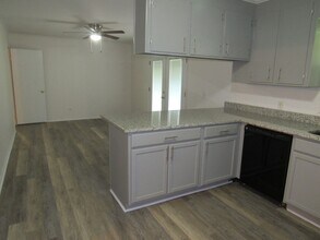 212 Morgan Ln in Enterprise, AL - Building Photo - Building Photo