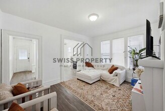 2209 Summit St in Columbus, OH - Building Photo - Building Photo