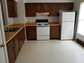 455-457-457 Grove St in Morgantown, WV - Building Photo - Building Photo