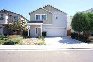 1442 Santini Ave in Manteca, CA - Building Photo