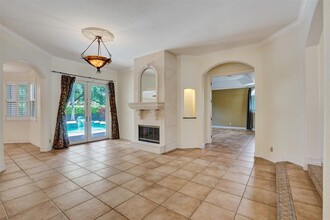 2700 Oak Tree Cir in Fort Lauderdale, FL - Building Photo - Building Photo