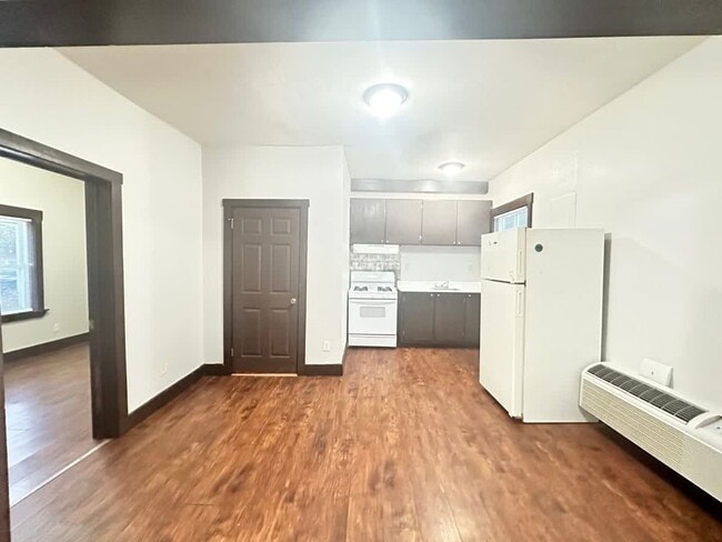 201 E Sixth St in Lexington, KY - Building Photo - Building Photo