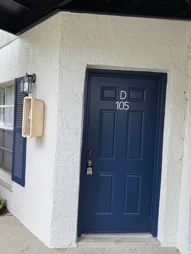 property at 3651 N Goldenrod Rd