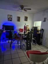 11301 SW 200th St in Miami, FL - Building Photo - Building Photo