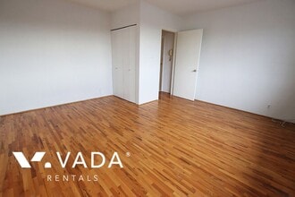 2308 Clark Dr in Vancouver, BC - Building Photo - Building Photo