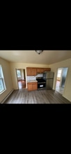 373 Congress Ave, Unit 2nd floor in Waterbury, CT - Foto de edificio - Building Photo