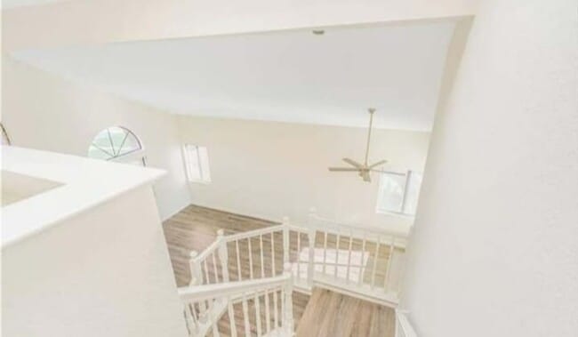 1141 Vía Antibes in Redlands, CA - Foto de edificio - Building Photo