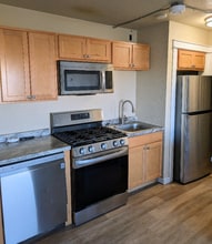 618 Gambell St in Anchorage, AK - Foto de edificio - Building Photo