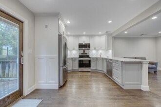 20 Goldsmith Ave in Greenlawn, NY - Building Photo - Building Photo
