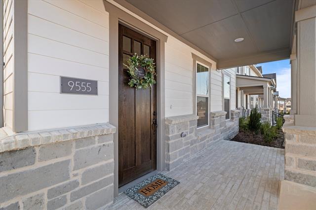 9555 Speaker Dr in Frisco, TX - Building Photo - Building Photo