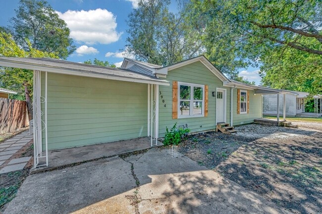 property at 3904 Speight Ave