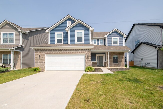property at 7062 English Oak Dr