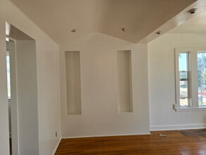 10 Atlantic Ave, Unit 301 in Long Beach, CA - Building Photo - Building Photo