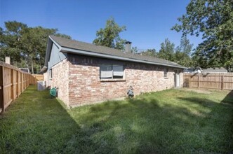 3634 Kennington Ct in Huffman, TX - Building Photo - Building Photo