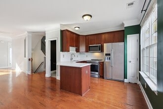 503 Saint Jules Ln in Nashville, TN - Foto de edificio - Building Photo