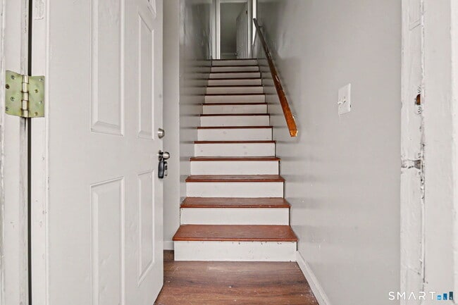143 Highland Ave in Bridgeport, CT - Building Photo - Building Photo
