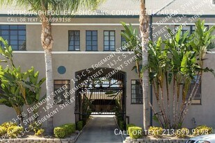 143 S Edgemont St in Los Angeles, CA - Building Photo