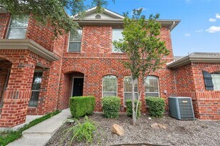 575 S Virginia Hills Dr in McKinney, TX - Building Photo