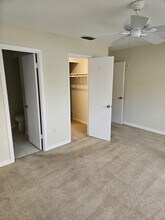 3536 Pinecrest St, Unit 3536 Pinecrest Street#104 in Sarasota, FL - Building Photo - Building Photo