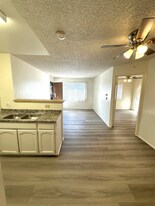 926 W 85th St in Los Angeles, CA - Building Photo