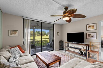 2450 Deer Creek Country Club Blvd in Deerfield Beach, FL - Building Photo - Building Photo
