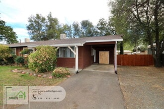 20877 Cottonwood Dr in Cottonwood, CA - Building Photo - Building Photo