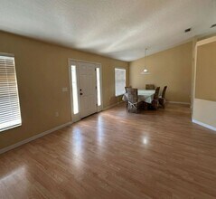 20 Red Barn Dr in Palm Coast, FL - Building Photo - Building Photo