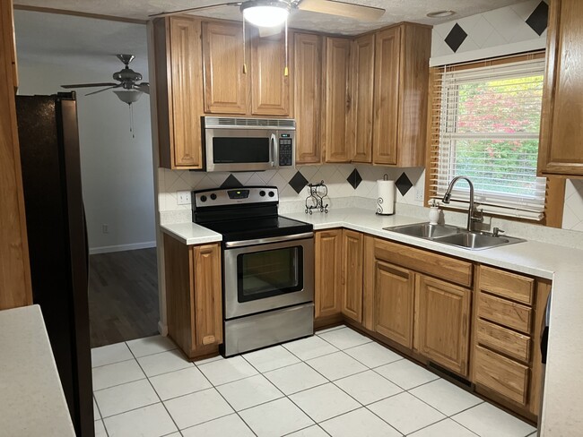 144 Brentwood Dr in Battle Creek, MI - Building Photo - Building Photo