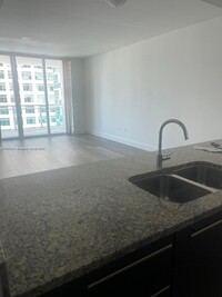 951 BRICKELL, Unit # 2101 in Miami, FL - Building Photo - Building Photo