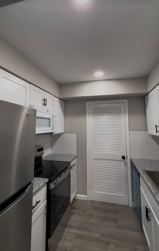 9208 N Connechusett Rd