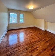 926 Savannah Ave, Unit Floor 3 in Pittsburgh, PA - Building Photo - Building Photo