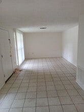 7429 Washington St, Unit 7429 in New Port Richey, FL - Building Photo - Building Photo