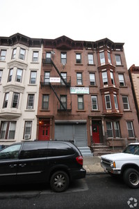 547 Throop Ave in Brooklyn, NY - Building Photo - Building Photo