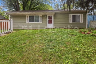 2229 Roselawn Ave in Lafayette, IN - Building Photo